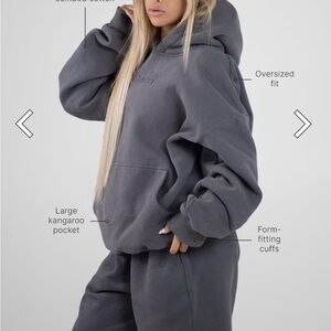 NWT Comfrt Steel Gray Hoodie